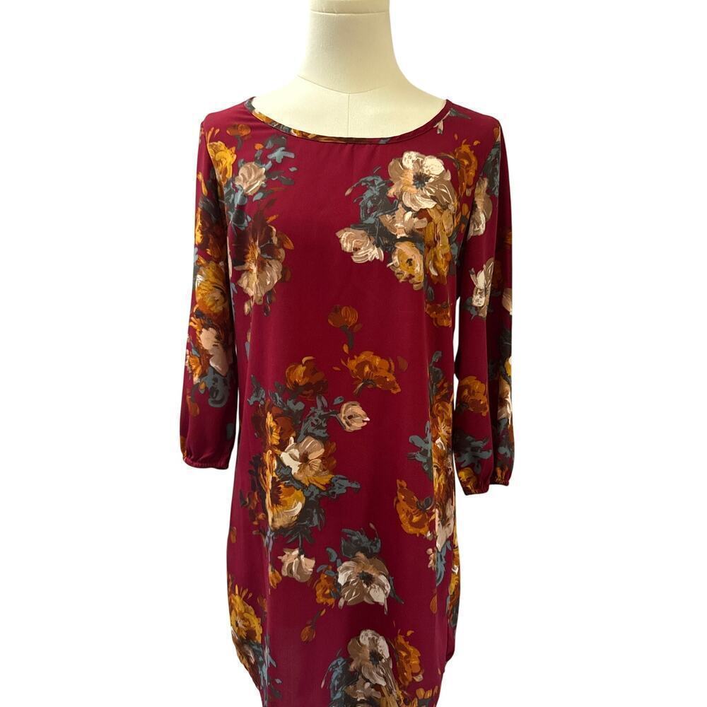 Women’s Rue 21 Magenta Floral Long Blouse Top Sz S